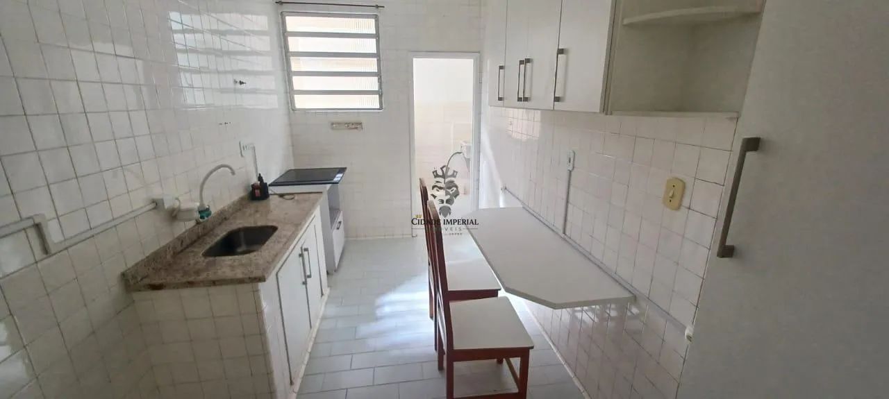 ALUGO APTO AMPLO NO CENTRO DE PETROPOLIS COM 3 QUARTOS - Foto 5