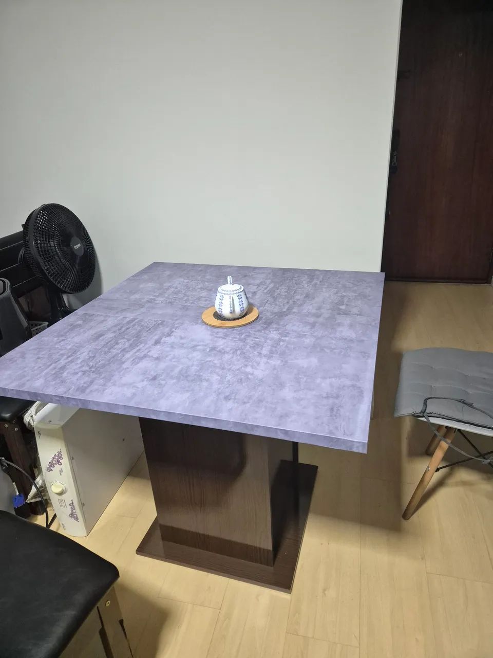 Mesa 4 cadeiras