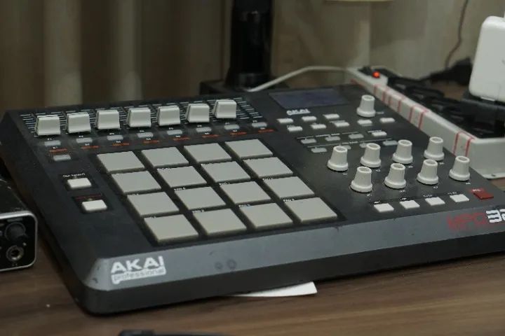 Akai MPD32