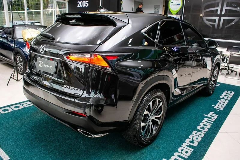 Lexus NX-200t F-sport 2.0 16V 238cv Aut., foto 6 de 20