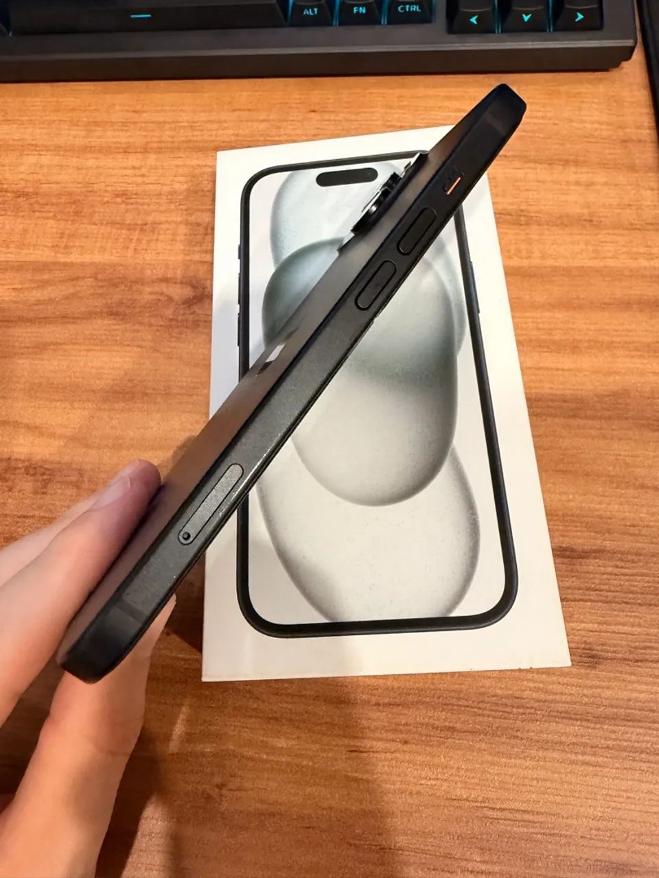 iPhone 15 - Foto 2