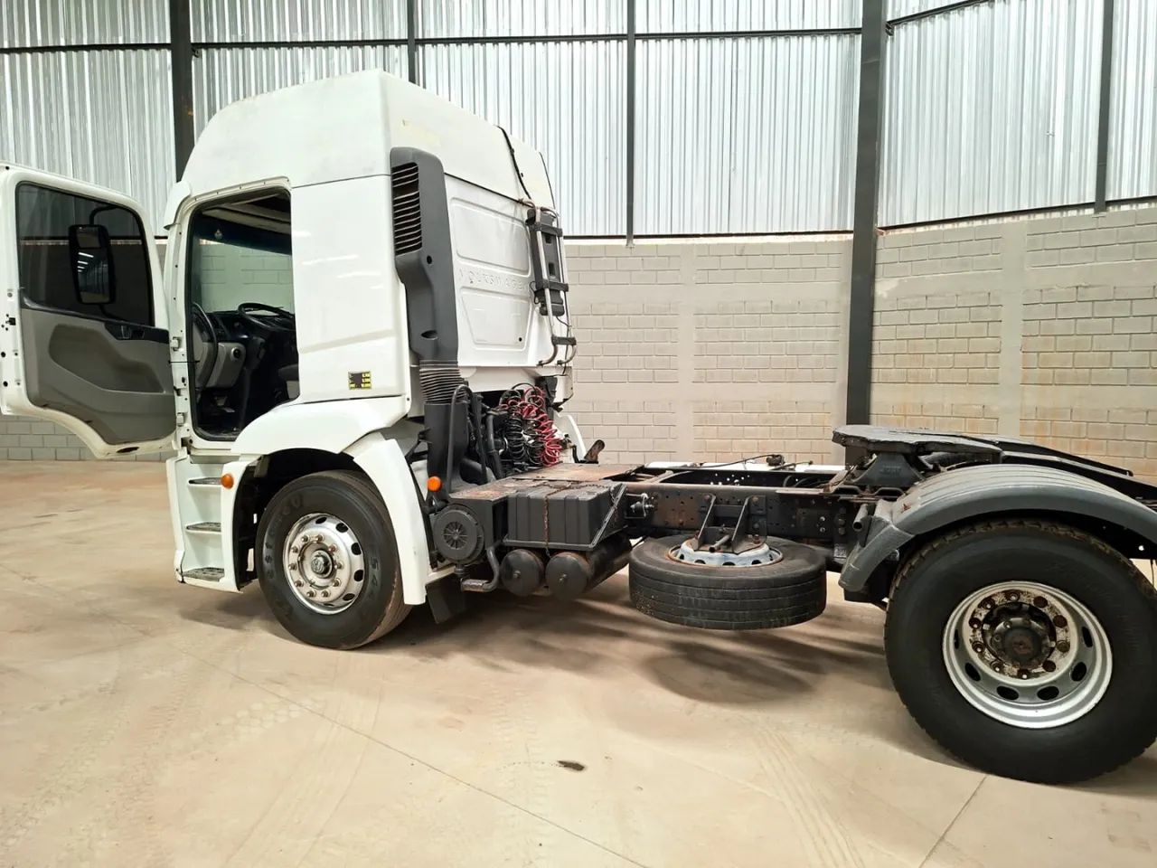 Volkswagen 19.320 e cl 2010 - Foto 3