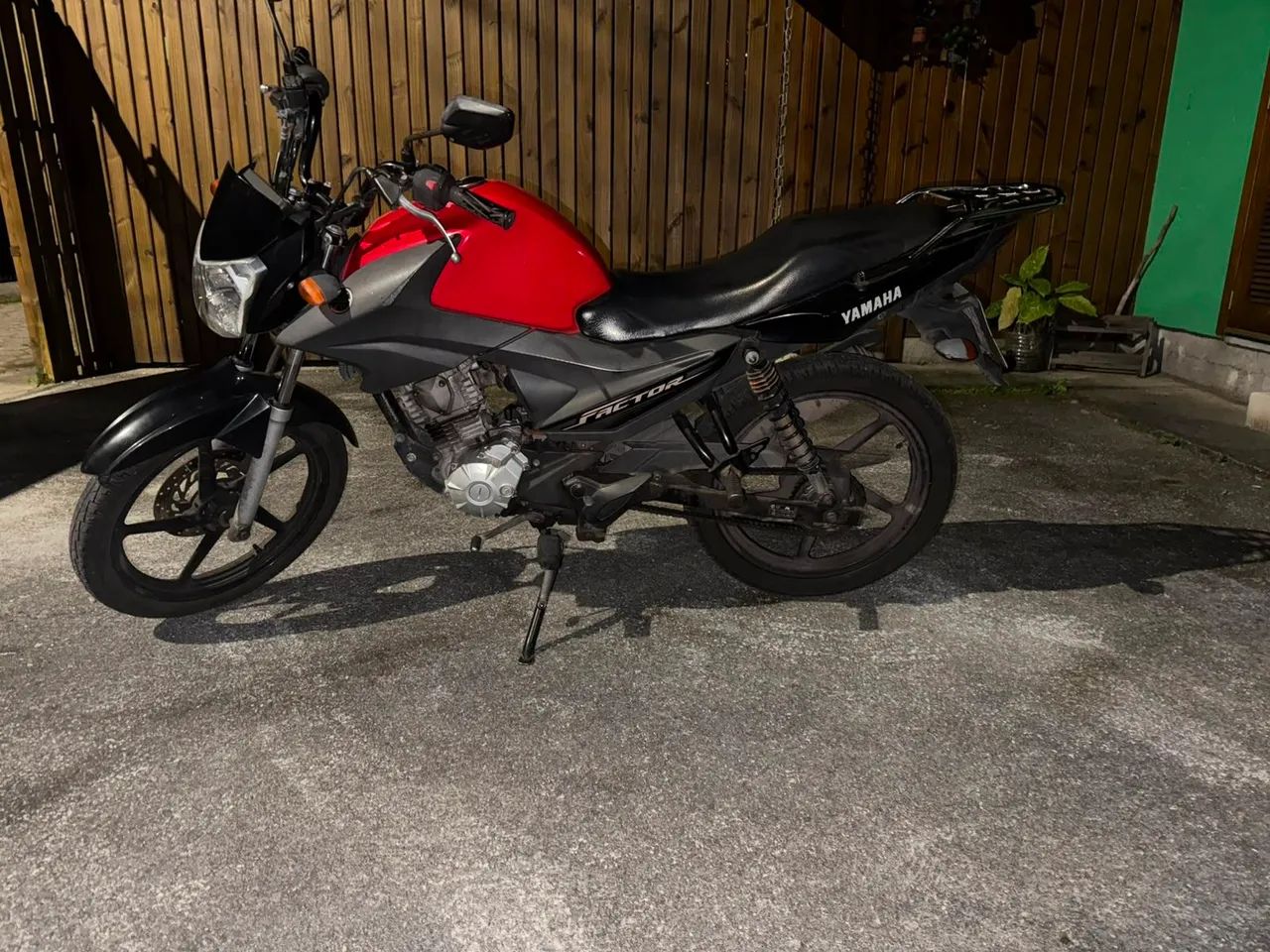 YAMAHA FACTOR 125i - 2022/2023 - Foto 2