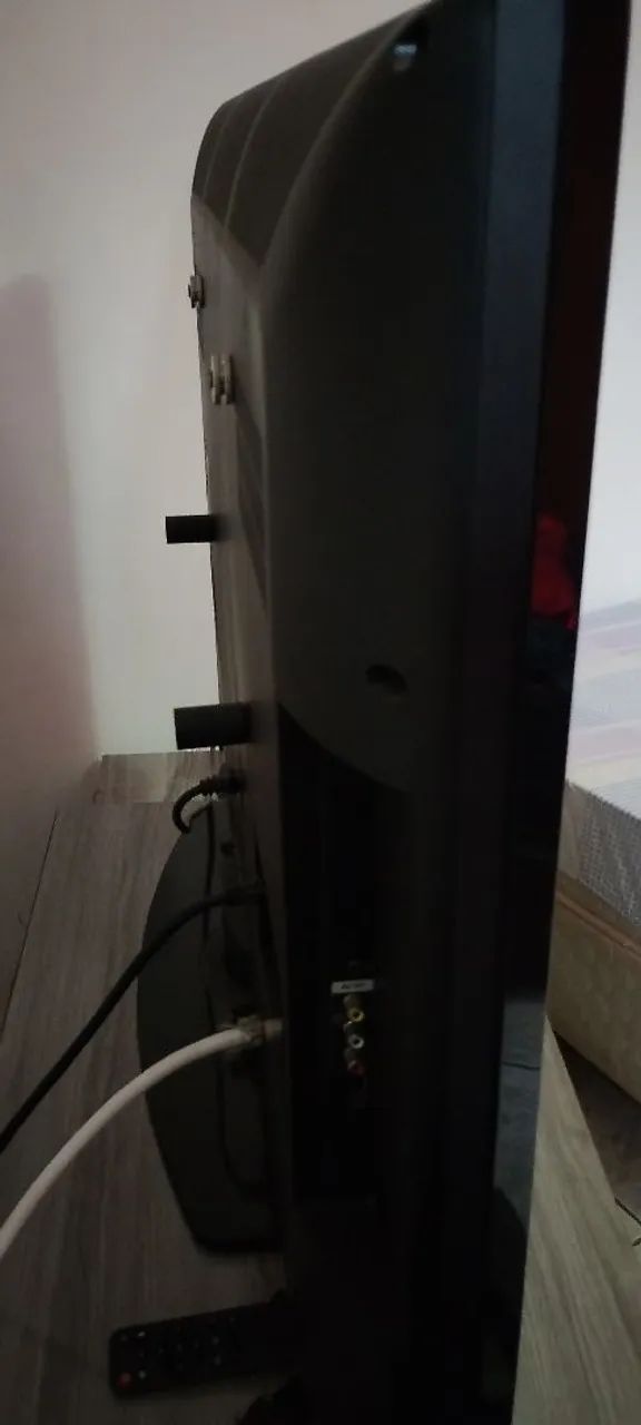 Tv AOC 42 polegadas  - Foto 3