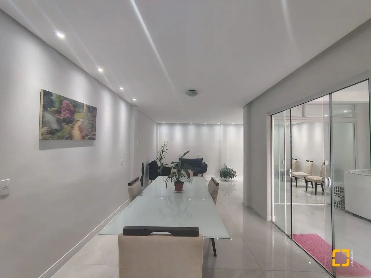 Ampla casa 2 pavimentos - Foto 2