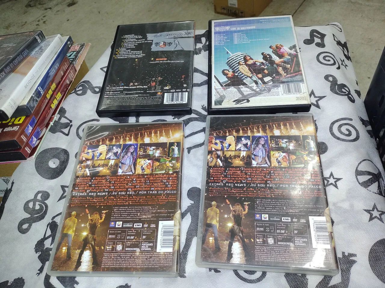 Rebeldes RBD em DVDs, usados, bom estado  - Foto 4