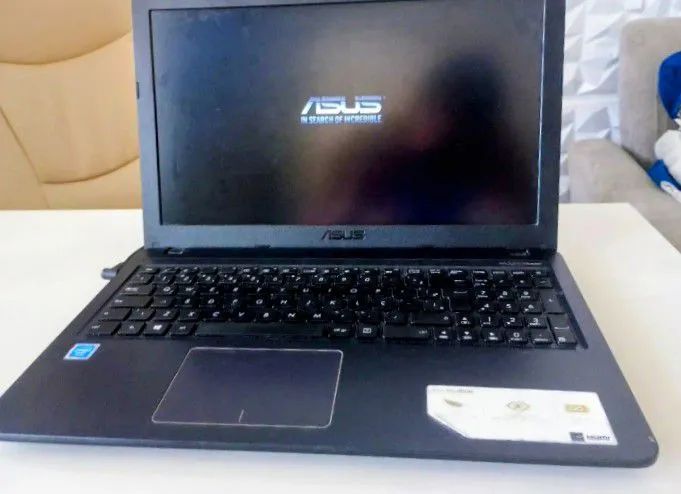 Notebook Asus X54N  - Foto 2