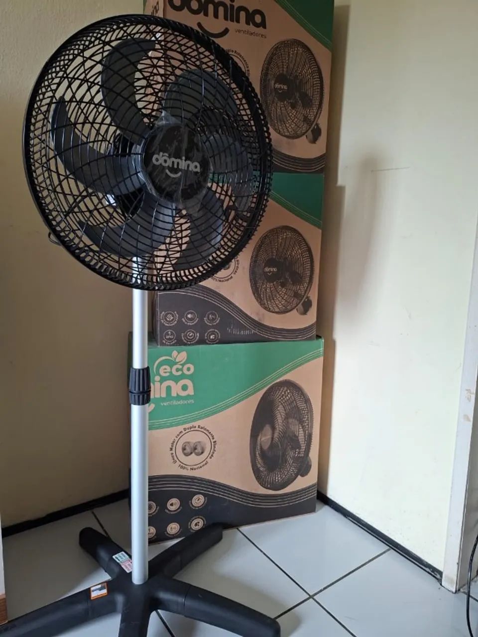 Ventilador de Coluna 50cm com 6 Pás Oscilante Dômina - Titanium