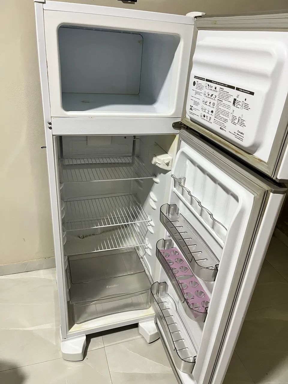 REFRIGERADOR ESMALTEC 276 LITROS - Foto 2