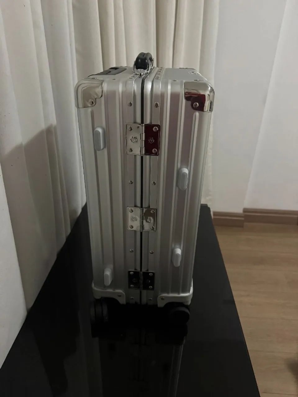 Mala Rimowa modelo Classic tamanho cabine - Foto 2