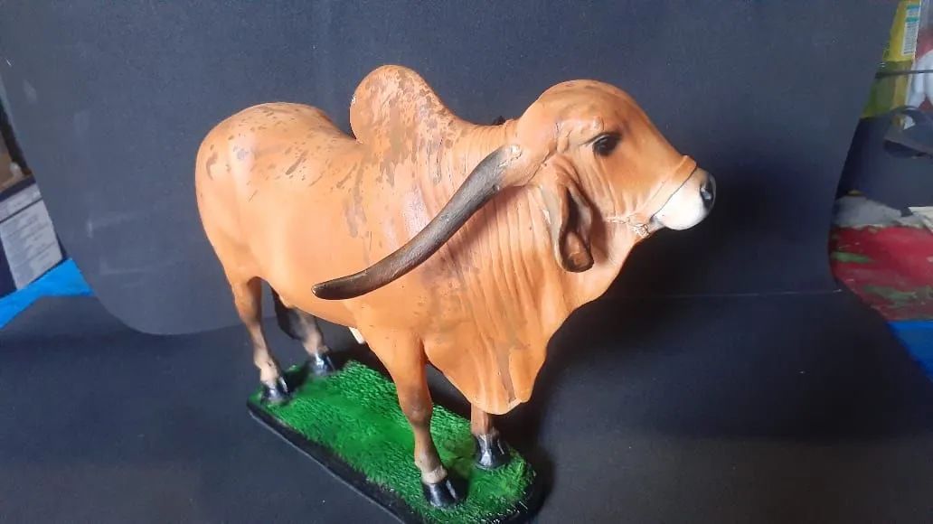 Escultura Só Raças Brindes troféus  - Foto 4