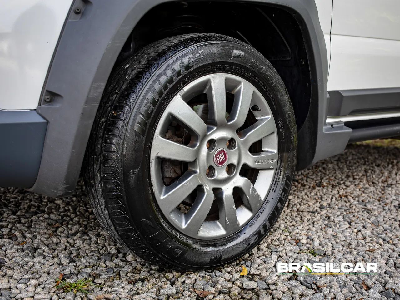 Fiat Strada Adv.1.8 16V Dualogic Flex CE 2015 - Foto 4