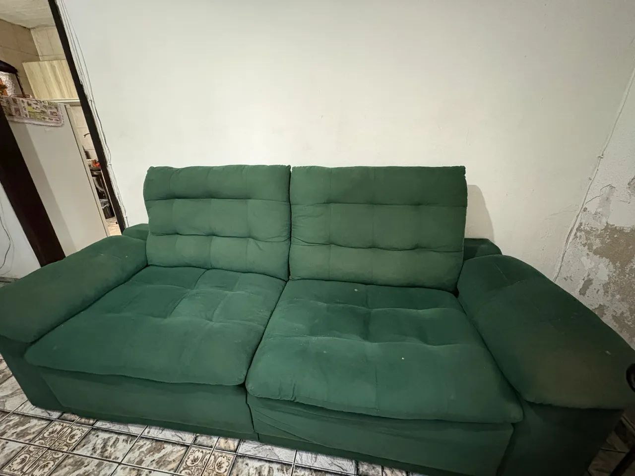 Sofá retrátil verde - largura 2,10  - Foto 4