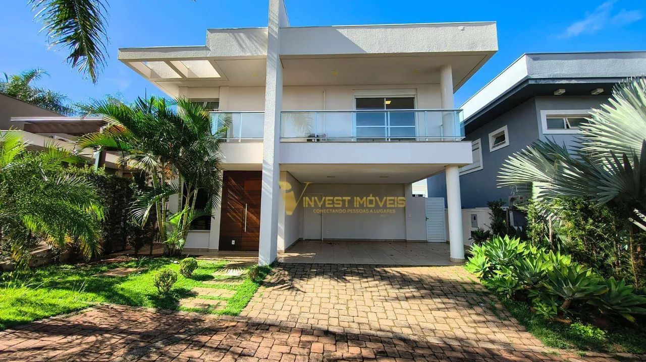 Casa com 3 suites e 220m² para alugar