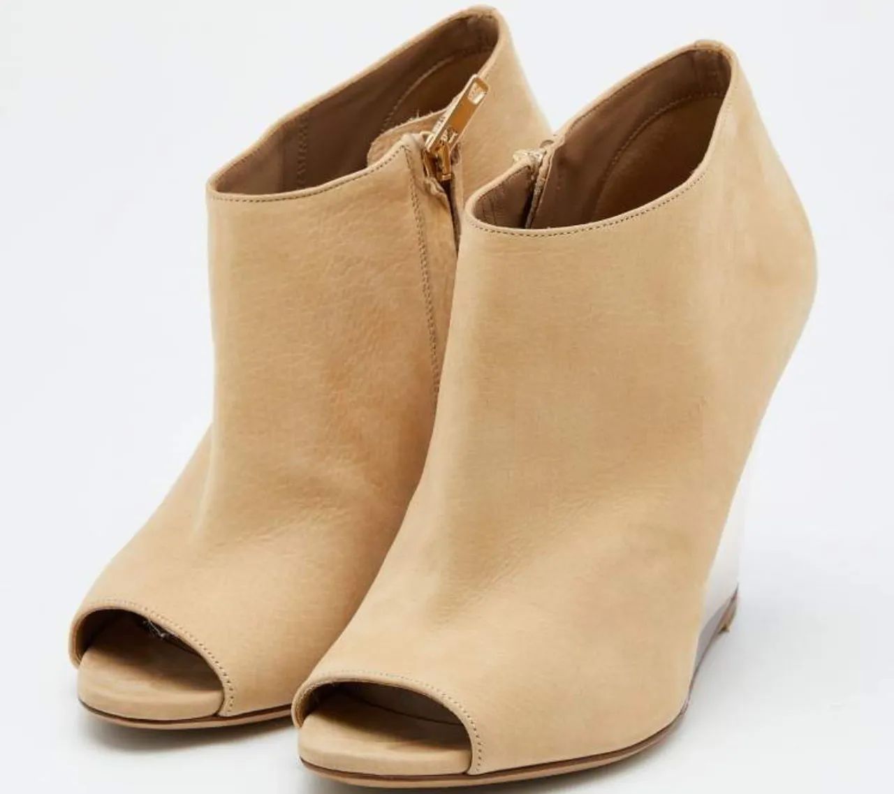 Sapato Anabela de couro feminino estilo bota - Burberry - Foto 4