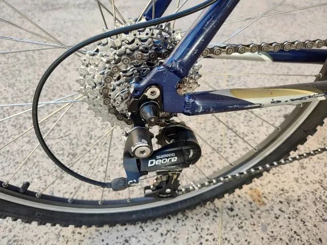 Bicicleta TREK 27v alumínio Alpha aro 26, toda Shimano Deore - Foto 5
