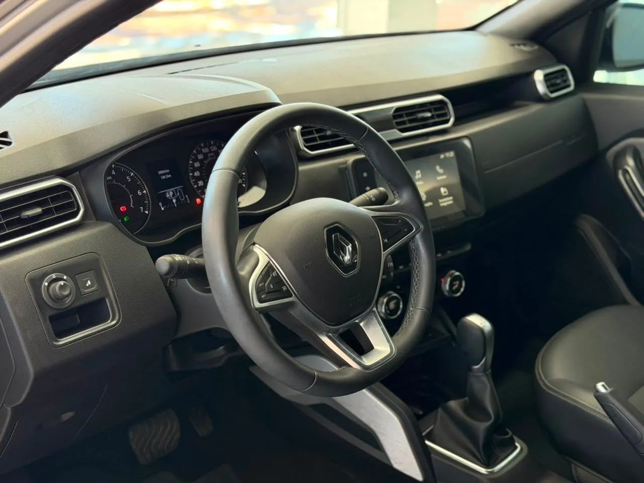 Renault Duster Iconic 1.3 TB 16V Flex Aut. 2023 - Foto 5