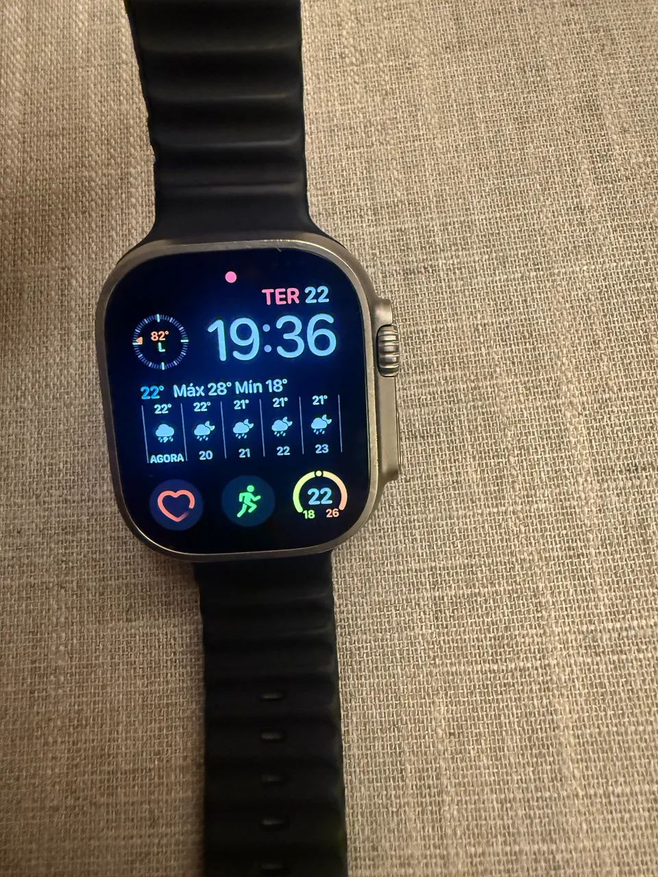 Apple Watch Ultra 49mm Titanium