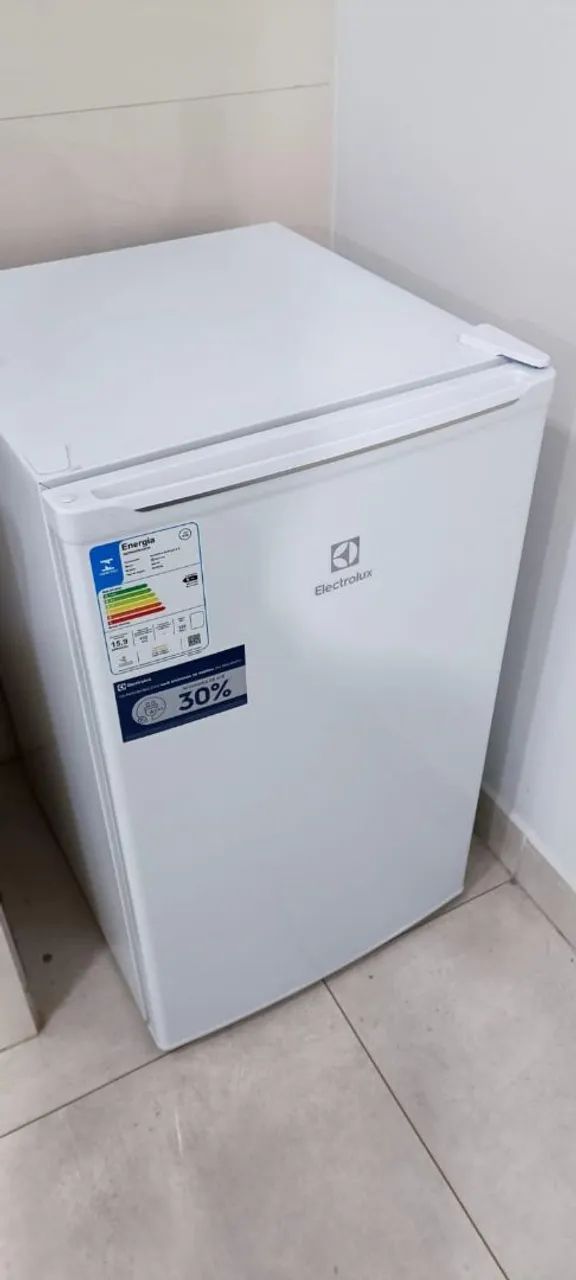 Frigobar Electrolux 122 litros branco