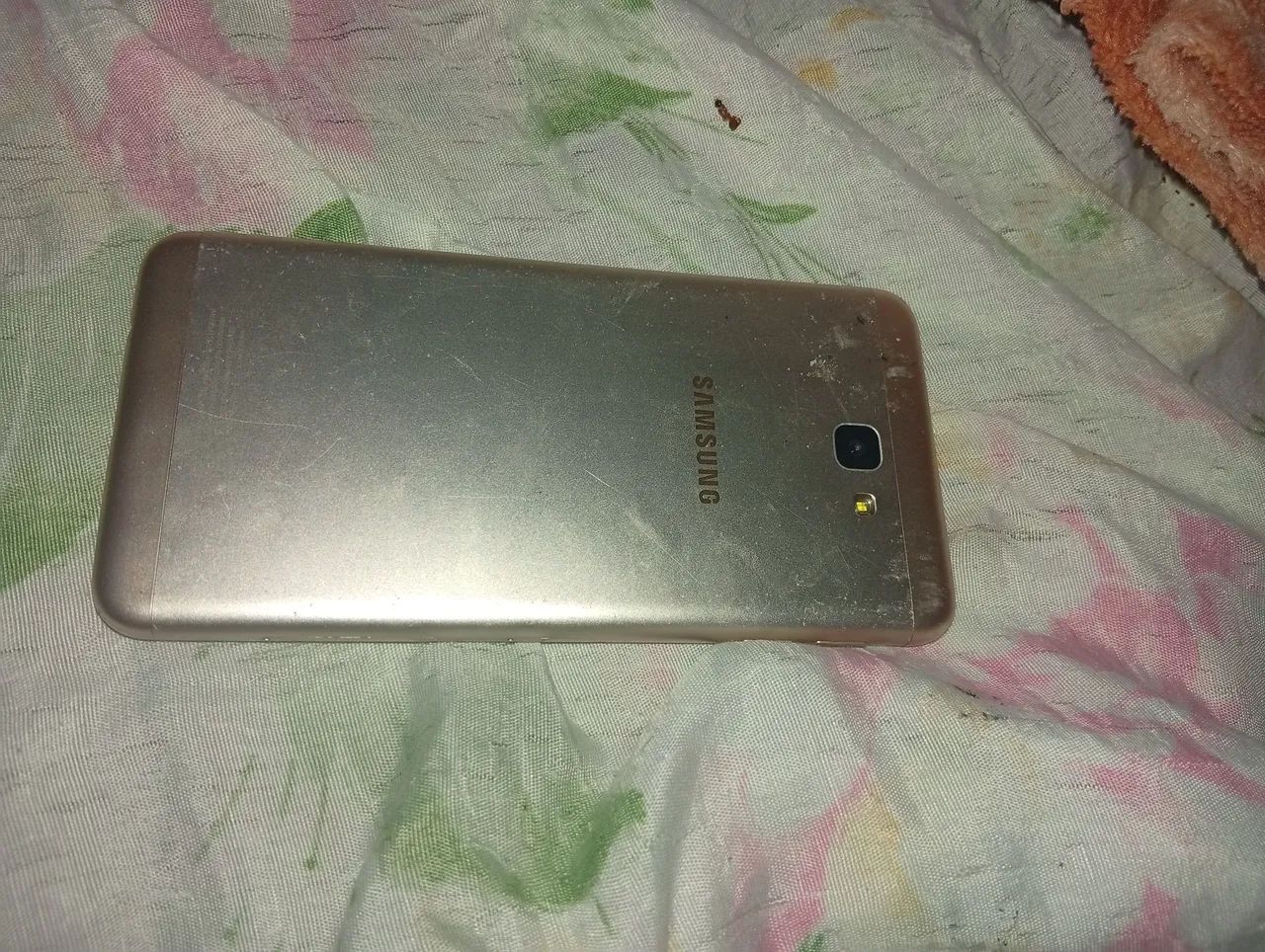 Celular J5 prime - Foto 2