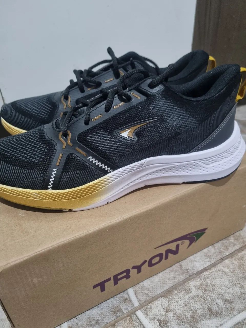 Tênis Tryon  novo n40 - Foto 2