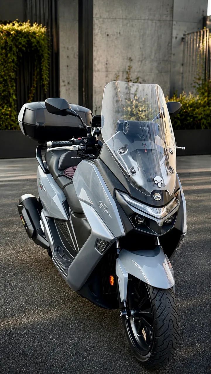 Moto impecável com acessórios  - Foto 2