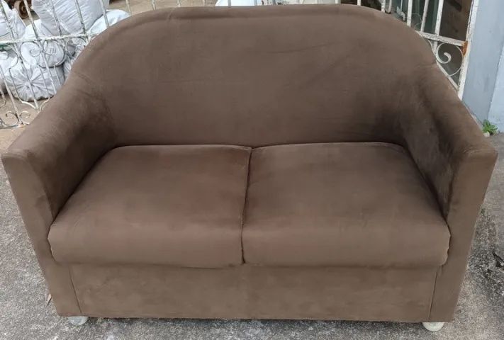 Small 2-Seater Sofa65573815245313121