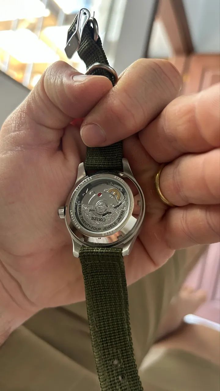 relógio seiko 5 field automático verde - Foto 4