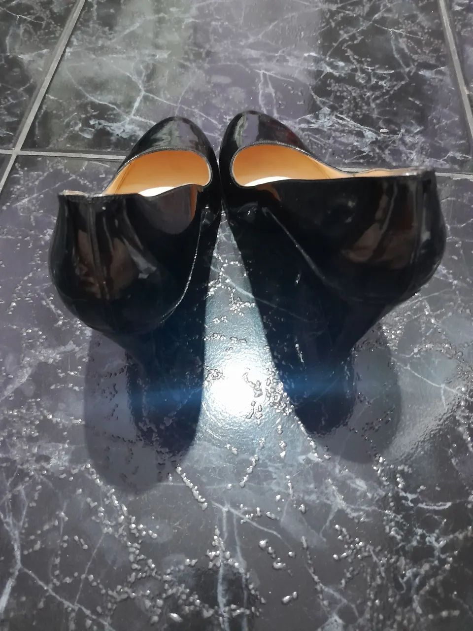 Scarpin Christian Loubotini (calça 37/38) - Foto 4