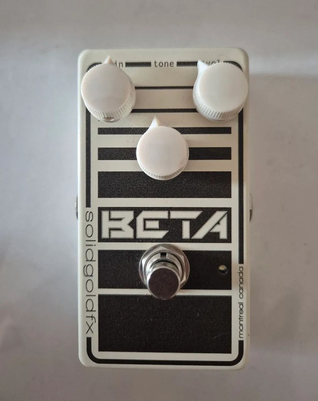 Pedal SolidGoldFX Beta Bass Overdrive 