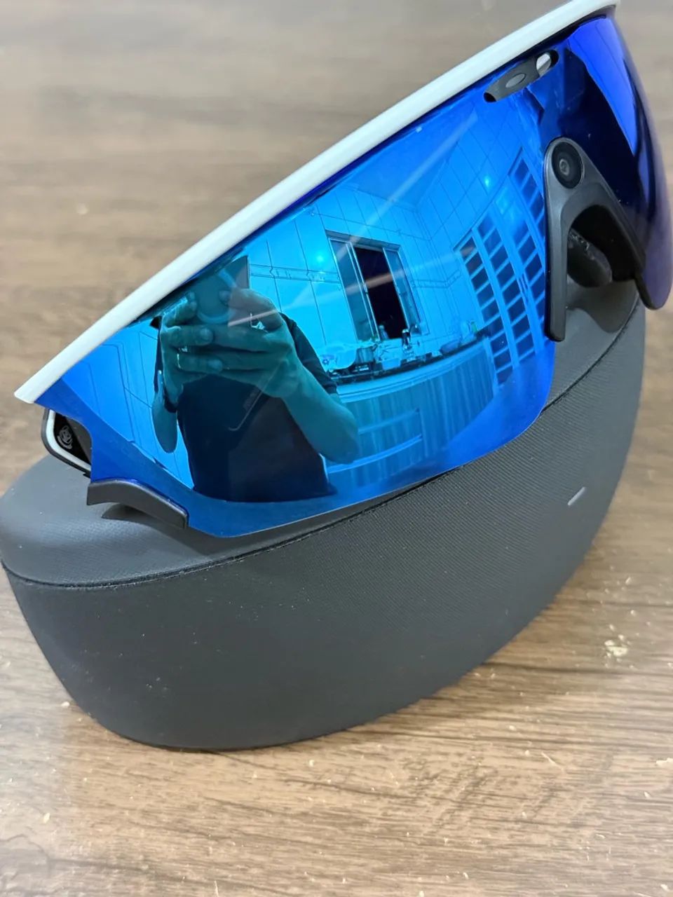 Oakley meta vanguard
