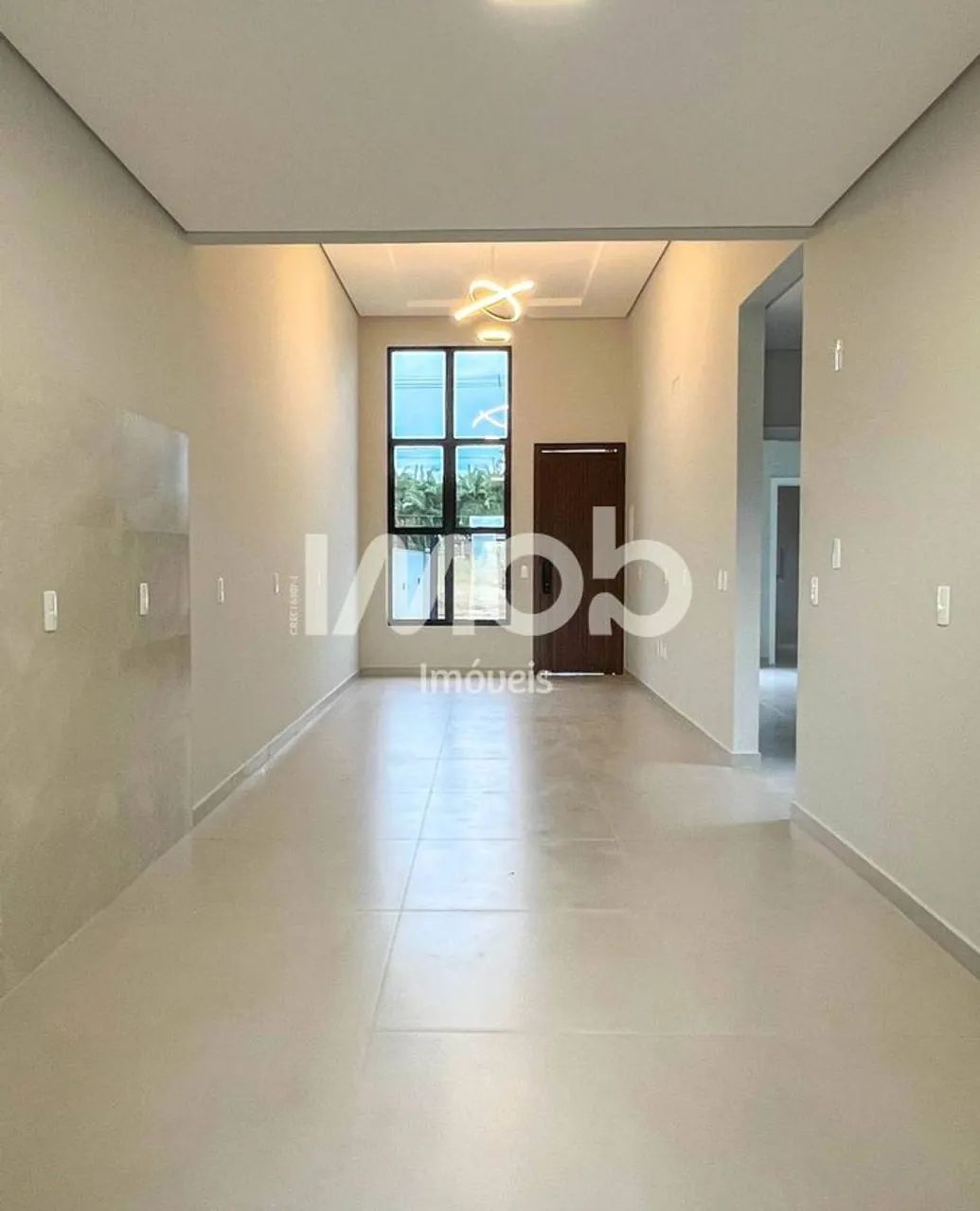 CASA GEMINADA COM 1 SUÍTE +2 QUARTOS - Foto 2