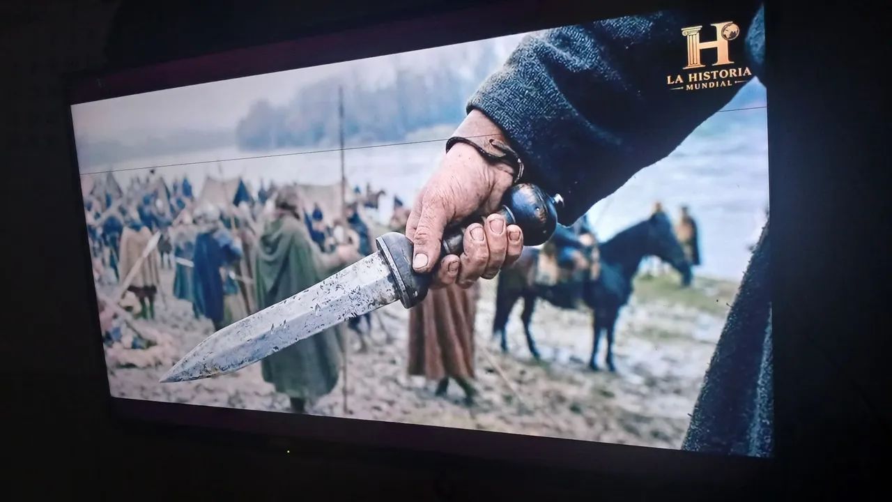 TV 40 polegadas Panasonic  - Foto 2
