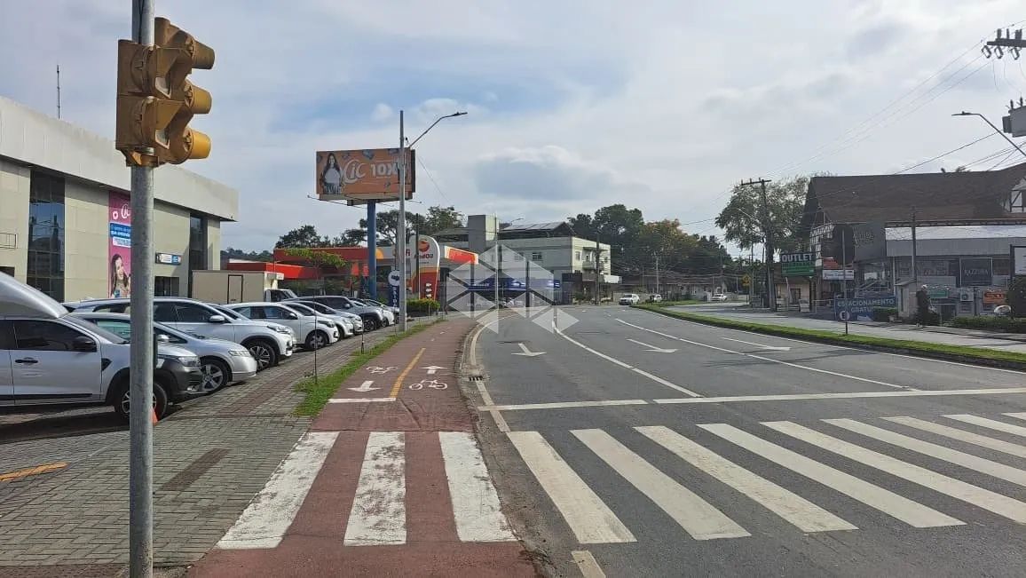 Vende-se prédio e galpão com 2.226,73 m2 edificado com 4.100,00 m2 de terreno na itoupava  - Foto 2
