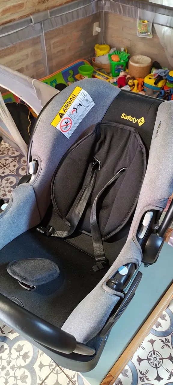 Carrinho de Bebê kit Super Completo + Bebê Conforto com Base + Bolsa e Almofada Originais - Foto 5