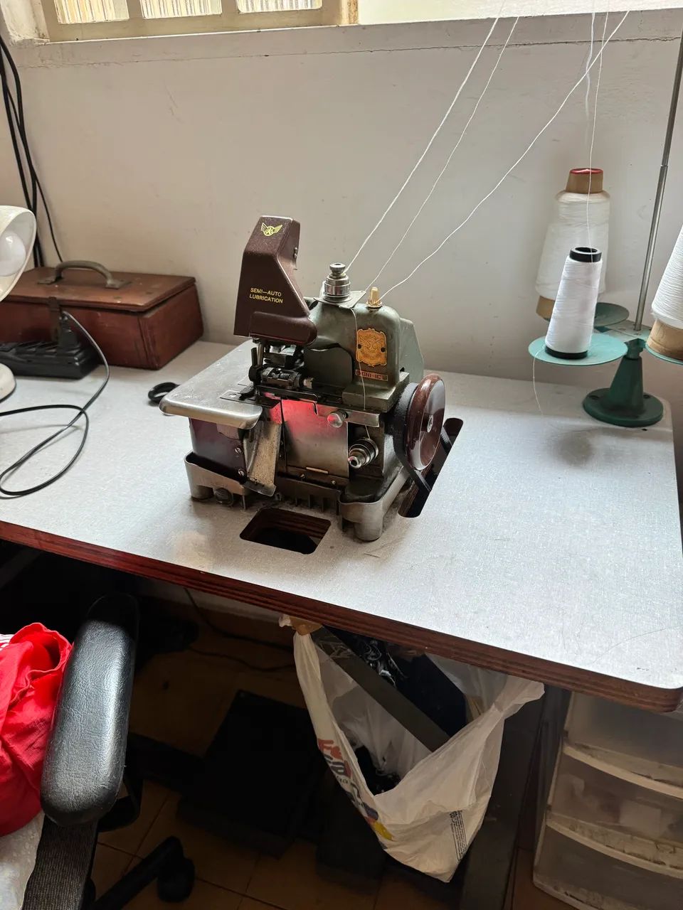 3 Máquinas de custura a venda  - Foto 5