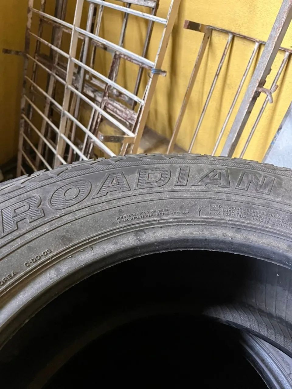 PNEU LT275/70R18 RAM 2500 - Foto 3