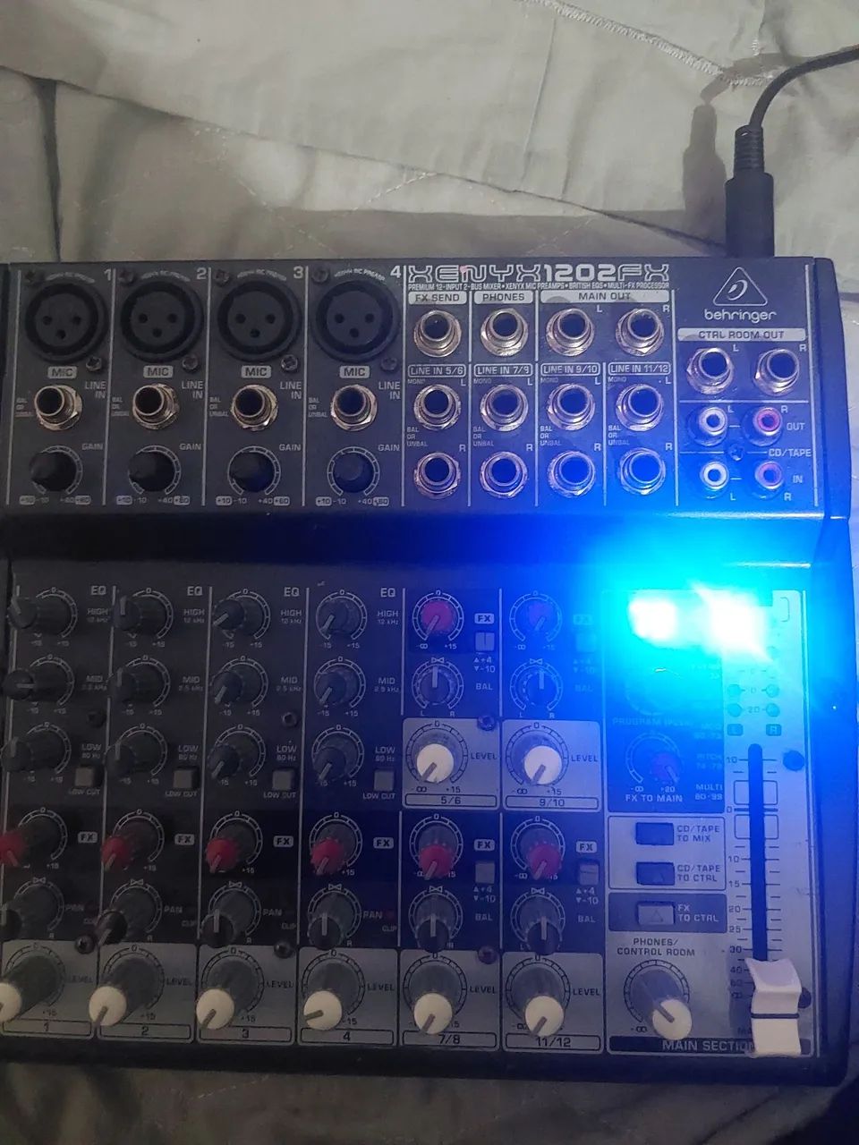 Mesa behringer xenyx 1202fx - Foto 2