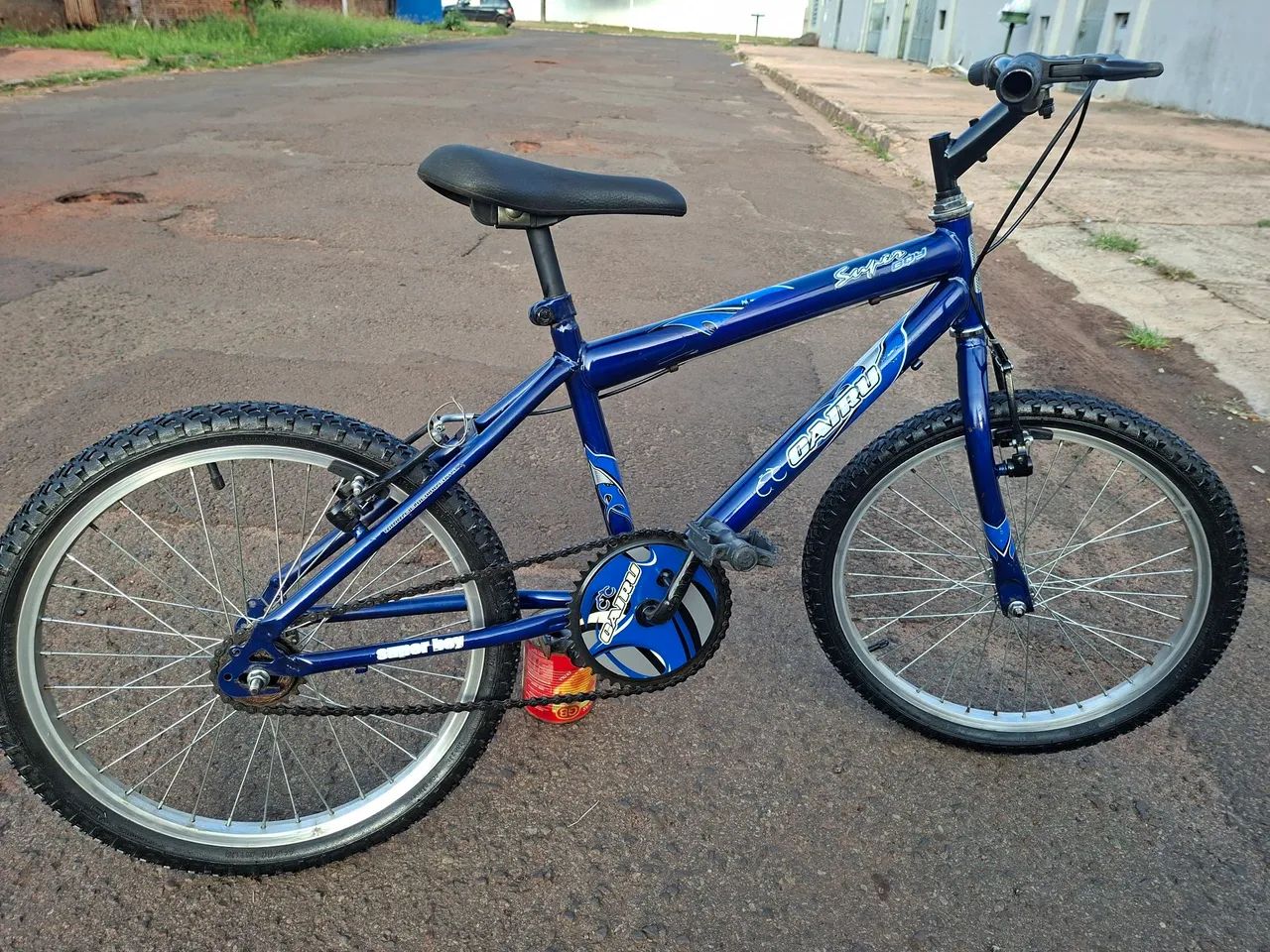 Bicicleta infantil aro 20 Revisada só pegar e andar.  - Foto 3