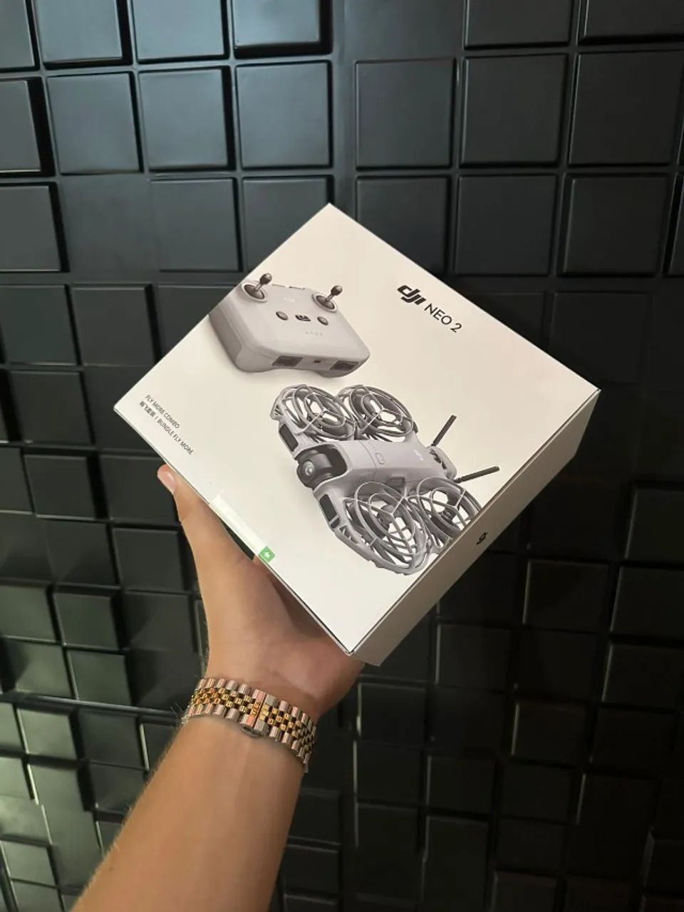 Drone Dji Neo 2 Combo Fly More Lacrado com 1 Ano de Garantia 