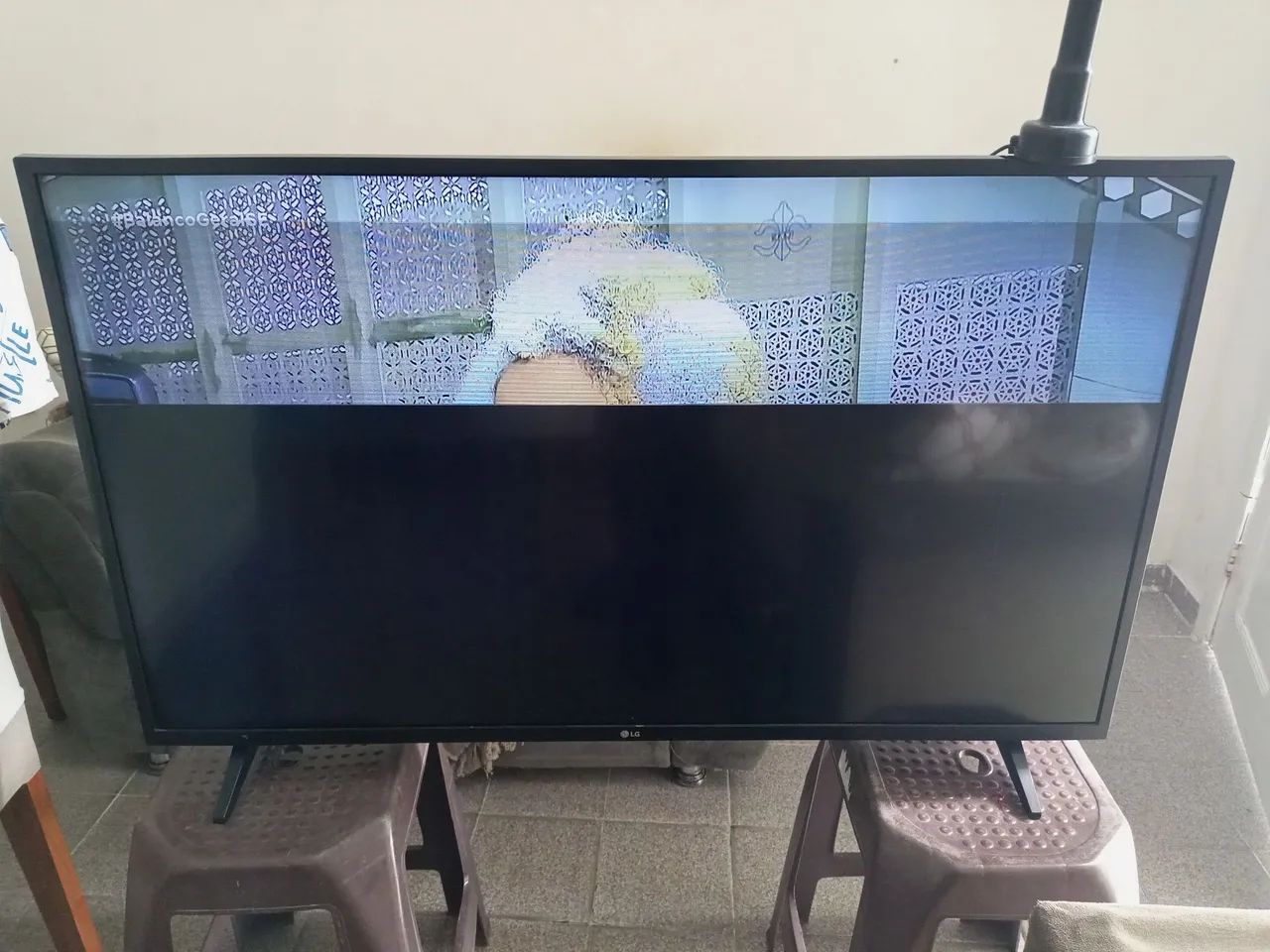 Vendo Smart TV 43 polegadas  - Foto 2