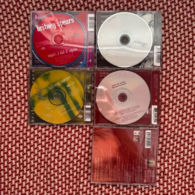 Britney Spears - Combo Singles - Oops...!I Did It Again Era. - Foto 2