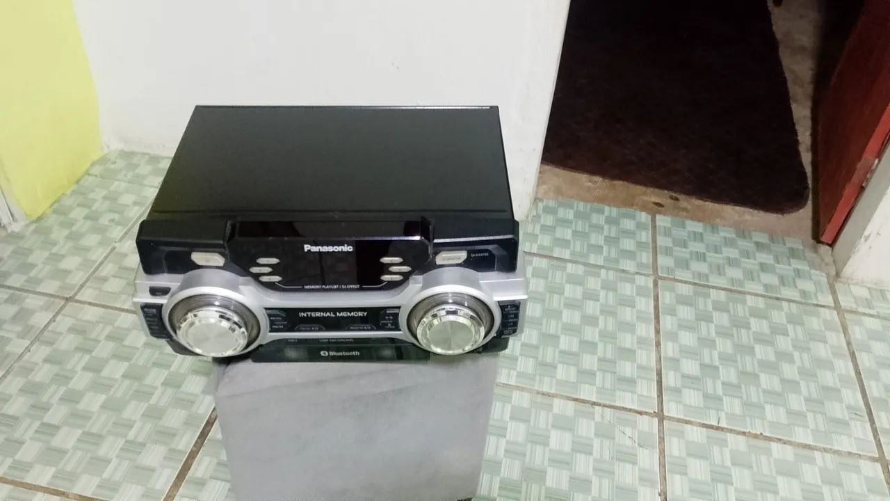 Caixas de som Panasonic 