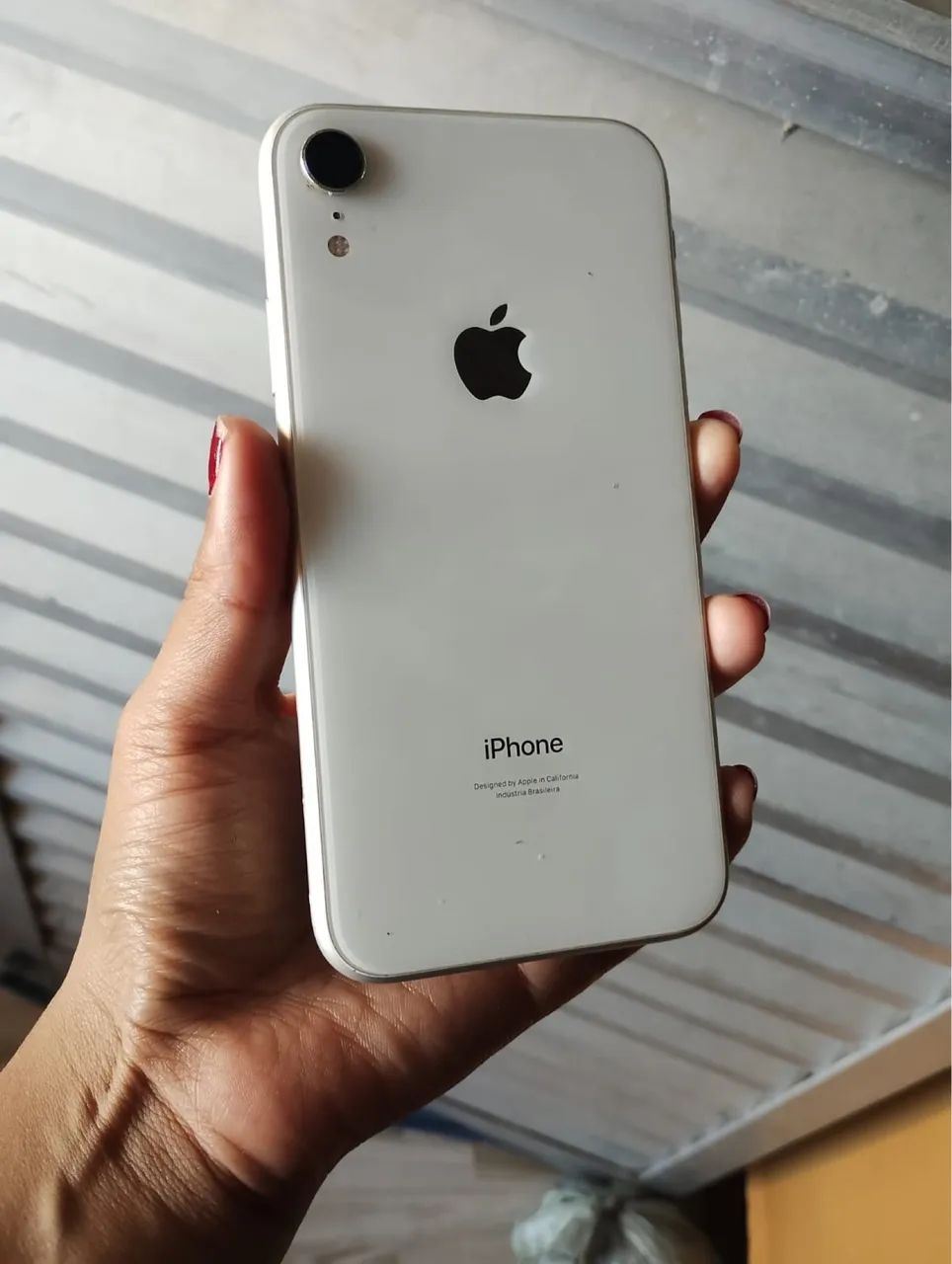iPhone XR- 128gb / Vendo ou Troco