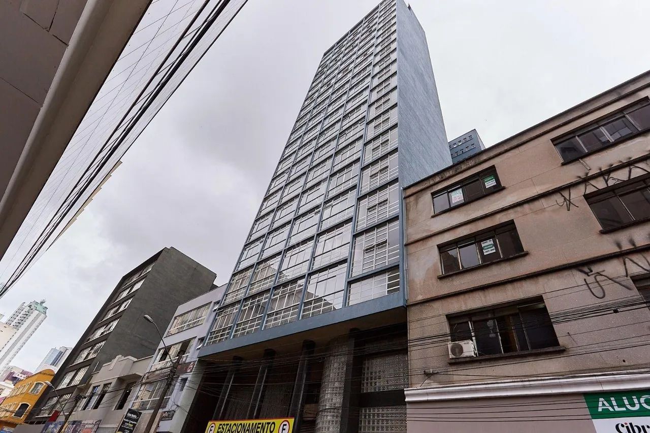 Ampla Sala Comercial à venda no CENTRO , CURITIBA - PR