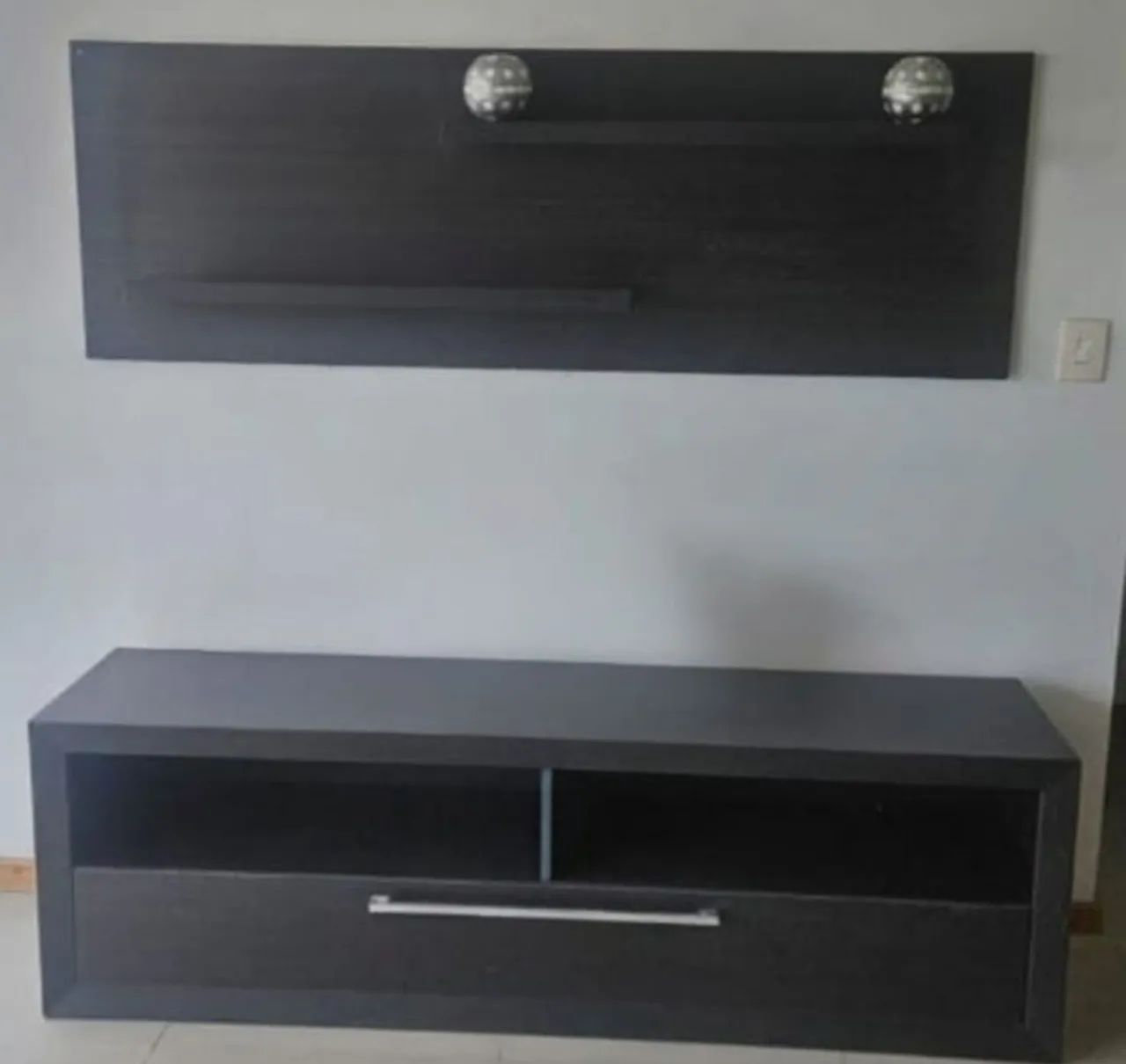 Rack with Panel65049010750081120
