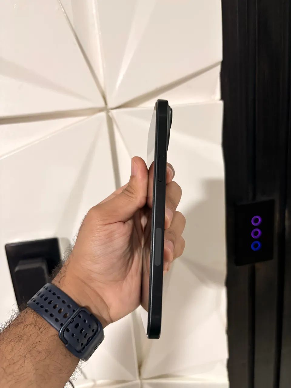 Apple IPhone 15 Plus 128Gb - Foto 2