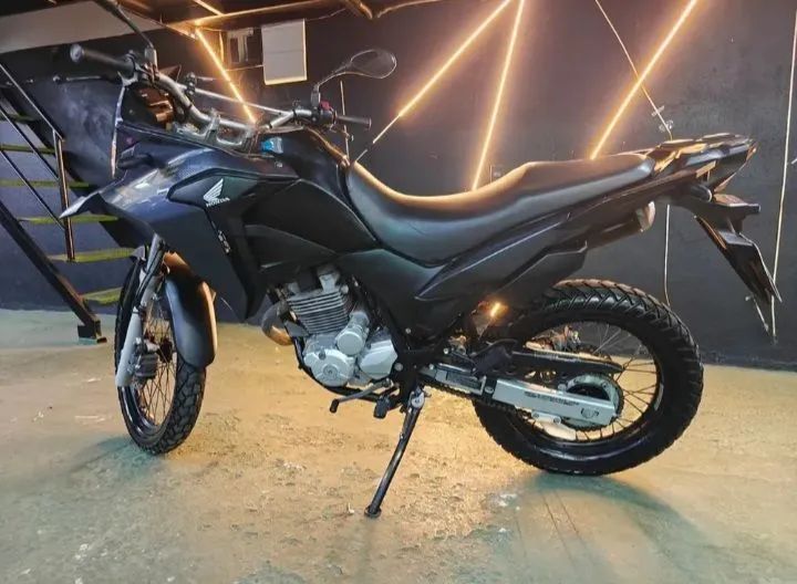 Honda XRE 300  - Foto 5