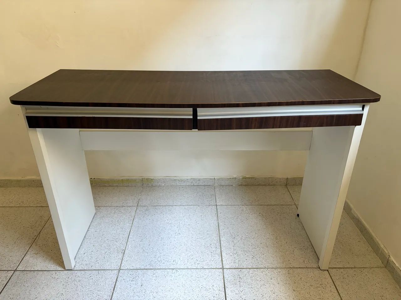Escrivaninha 415080030992476162