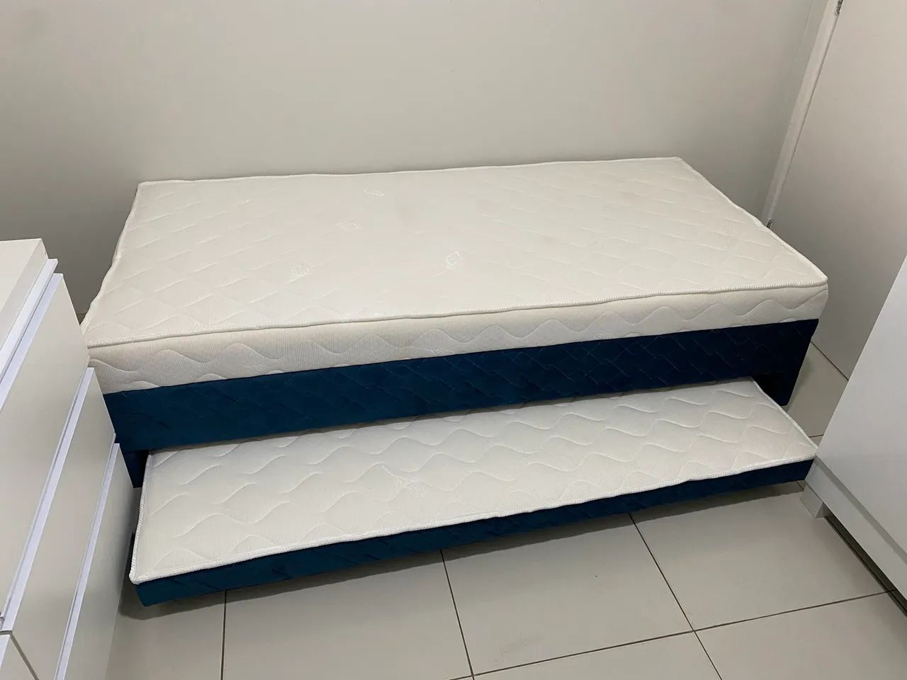 Cama Box Baú com auxiliar 